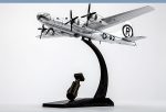 1:144 Scale Model American B-29 Super Flying Fortress Four-engine Heavy-Duty Propeller Bomber With Little Boy Hot on Sale