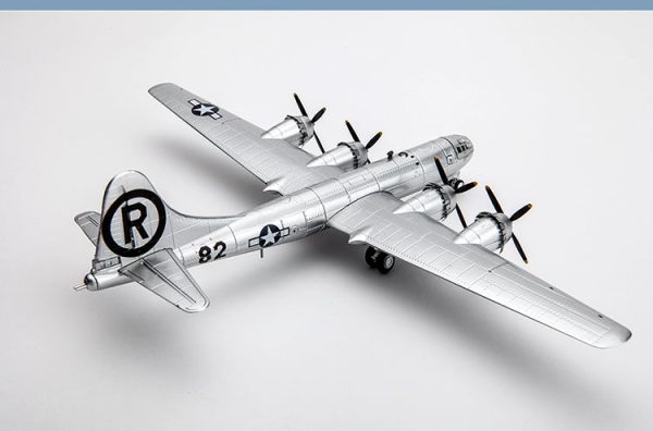 1:144 Scale Model American B-29 Super Flying Fortress Four-engine Heavy-Duty Propeller Bomber With Little Boy Hot on Sale